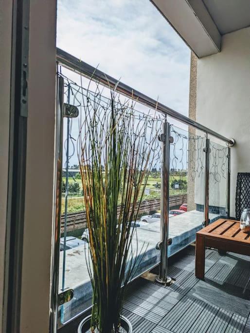 Beautiful 2 Bedroom Flat Overlooking Golf Course Carnoustie Bagian luar foto
