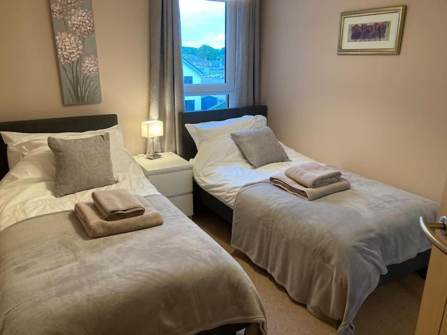 Beautiful 2 Bedroom Flat Overlooking Golf Course Carnoustie Bagian luar foto