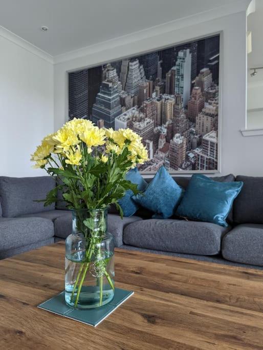 Beautiful 2 Bedroom Flat Overlooking Golf Course Carnoustie Bagian luar foto